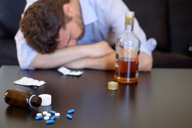 Можно ли пить алкоголь при приеме антидепрессантов группы СИОЗС?